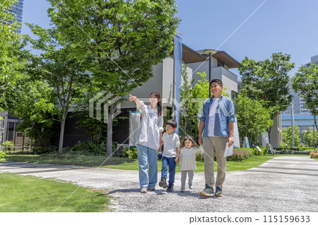 樣品屋參觀家庭住宅展廳 樣品屋參觀家庭住宅展廳 115159633