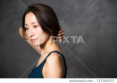 女生 女孩 女性 115160371