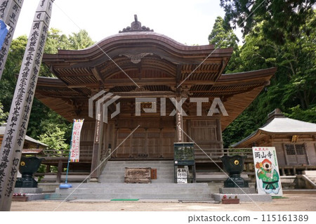 Ryosanji Temple, a Shingon Buddhist temple in Misaki Town, Okayama Prefecture: Main Hall Ryosanji Temple, a Shingon Buddhist temple in Misaki Town, Okayama Prefecture: Main Hall 115161389