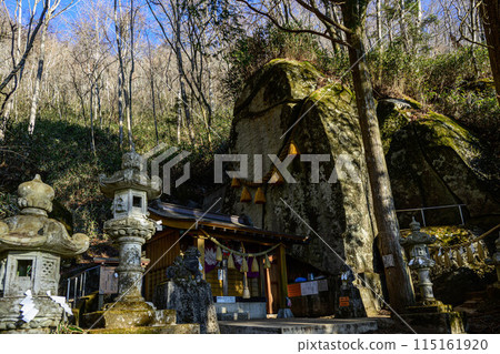 [Ishiwariyama] Ishiwari Shrine_01 115161920