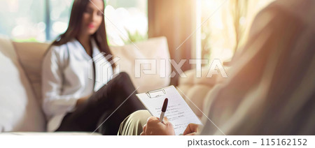 Woman Discussing With Psychologist Woman Discussing With Psychologist 115162152