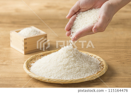 漏杓中的米飯 115164476