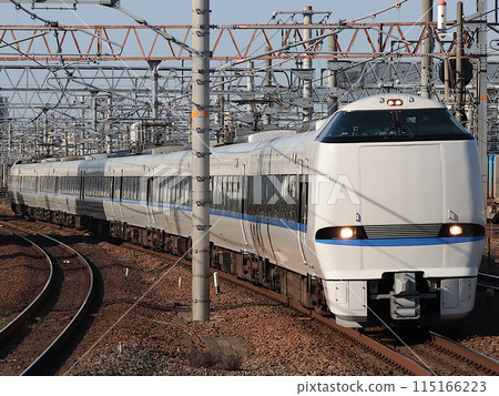 683 Series Express Thunderbird Senrioka 115166223