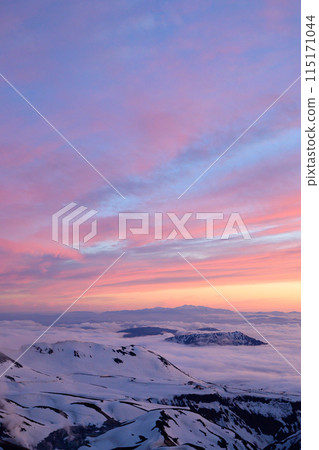 A beautiful sunset from Tsurugi-no-Ozen A beautiful sunset from Tsurugi-no-Ozen 115171044