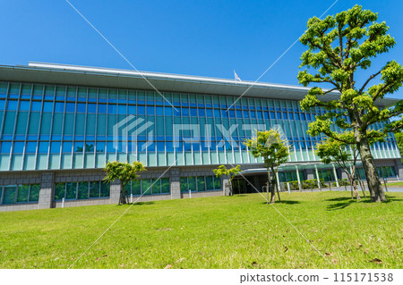 Nara District Court building in spring, Nara City, Nara Prefecture Nara District Court building in spring, Nara City, Nara Prefecture 115171538