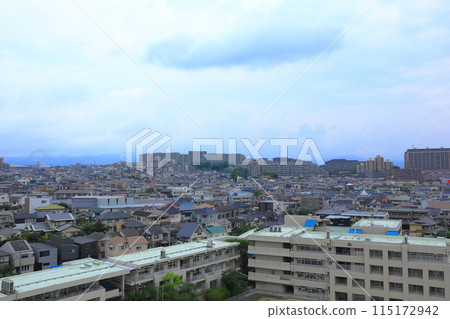The streets of Senrioka, Settsu City, Osaka Prefecture 115172942