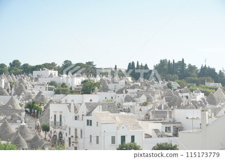 Alberobello cityscape and blue sky 115173779