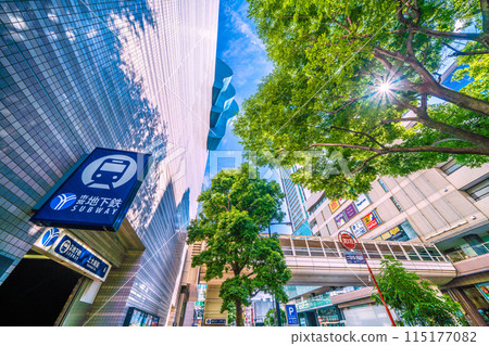 Yokohama cityscape in Japan in June. View of Yokohama Municipal Subway Kamiooka Station (Exit 6) and the light beams, etc., shining against the fresh greenery = 3rd 115177082