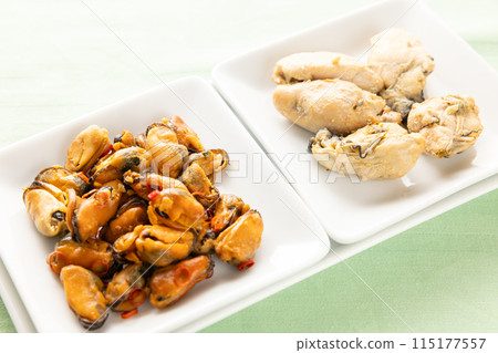 Delicious smoked mussels and oysters Delicious smoked mussels and oysters 115177557
