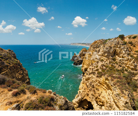 Atlantic rocky coastline (Algarve, Portugal). 115182584