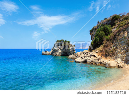 Summer sea coast landscape. 115182716