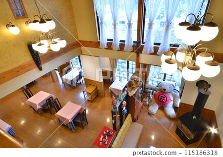 A stylish restaurant with a relaxed atmosphere 115186318