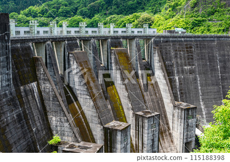 Takayama Dam (Tsukigase Dam) Minamiyamashiro Village, Kyoto Prefecture Takayama Dam (Tsukigase Dam) Minamiyamashiro Village, Kyoto Prefecture 115188398