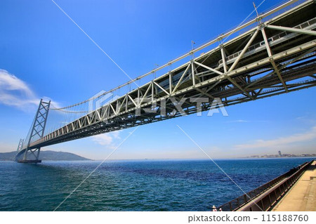 The bridge to Awaji Island was the longest suspension bridge in the world when completed... Pearl Bridge (Akashi Kaikyo Bridge) The bridge to Awaji Island was the longest suspension bridge in the world when completed... Pearl Bridge (Akashi Kaikyo Bridge) 115188760
