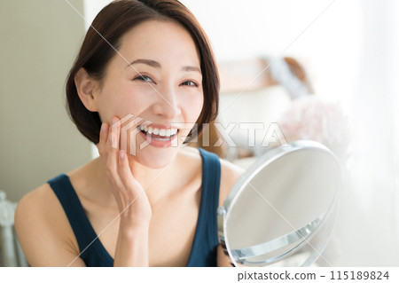 skincare, female, lady 115189824