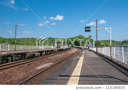 JR West Kansai Line Tsukigaseguchi Station Minamiyamashiro Village, Kyoto Prefecture 115190835