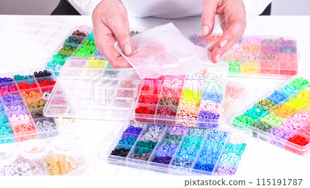 Beads, Craft, Hands 115191787