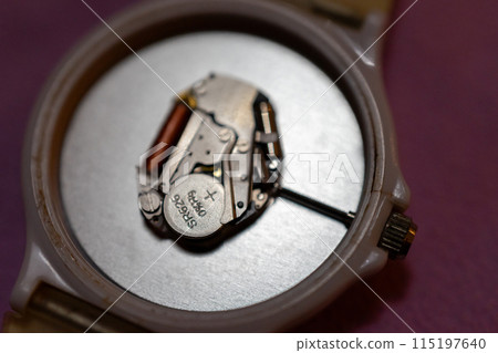 Wristwatch battery change Wristwatch battery change 115197640