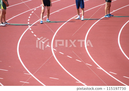 The anchor (fourth runner) waiting for the third runner's baton in the junior high school boys' 400m track and field meet 115197730