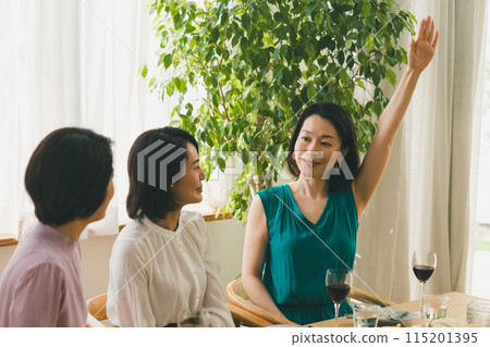 Raised Hand, female, lady 115201395