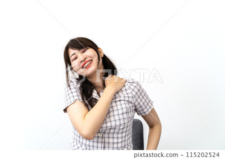 Female employee relieving fatigue 115202524
