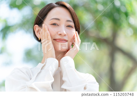 商業女性美麗陽光 115203748