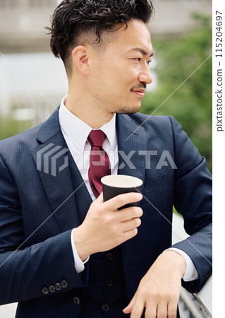 Businessmen taking a break 115204697