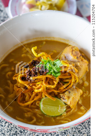 Traditional Northern Thai food (Khao Soi) 115204704