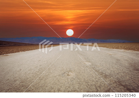 Badwater basin, death valley, california, usa 115205340