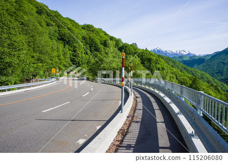 【初夏的平湯溫泉】R158平湯隧道東口和卡佐見橋周圍的新綠 115206080
