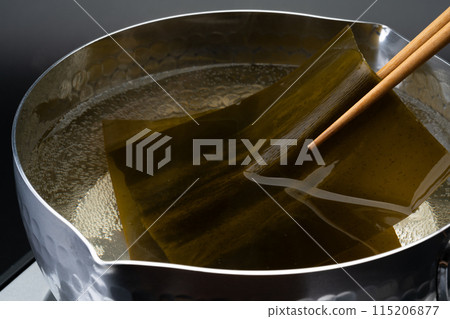 Kelp soup 115206877