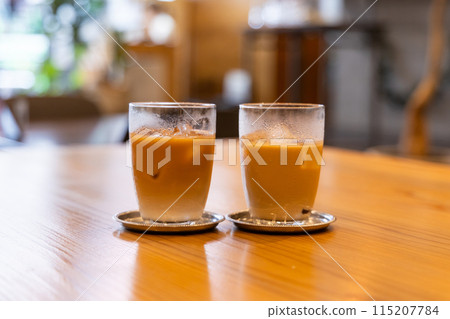 兩杯冰牛奶咖啡 115207784