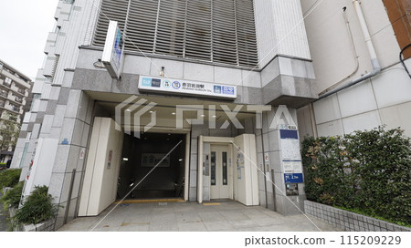 Akabane-Iwabuchi Station on the Tokyo Metro Namboku Line and Saitama Rapid Railway, Exit 1 115209229