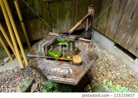 Nagaokakyo City, Kyoto Prefecture, Nishiyama, Yokokuji Temple (Yanagidani Kannon), Koto Chozu (water basin) (Suikinkutsu) 115210657