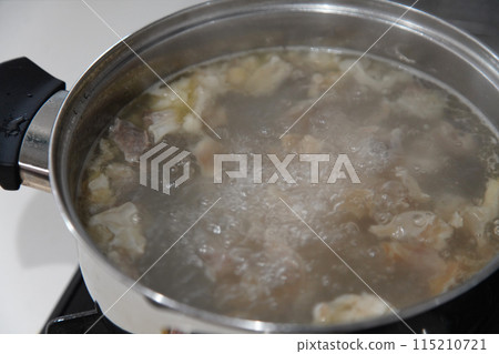 Stewing beef tendons Stewing beef tendons 115210721