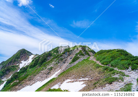 [Mountain material] Summer Mt. Karamatsu / Climbing scenery [Nagano Prefecture] 115216892