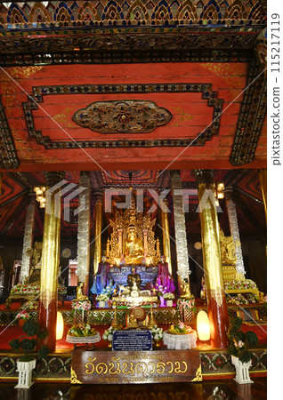 Inside the Wat Nantaram temple is a golden teak Buddha image. Name of Buddha Metta It is a Buddha image. 115217119
