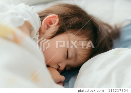 Sleeping baby nap 115217804