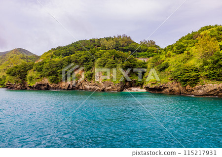 Ogasawara Islands: Seascape seen from the Hahajima Maru 115217931