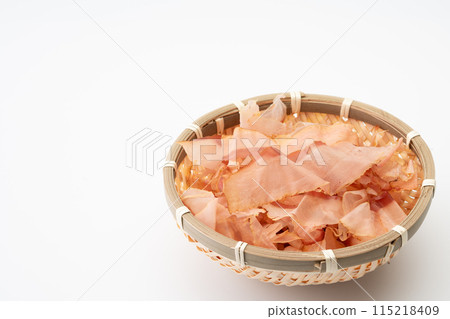 Dried bonito flakes 115218409