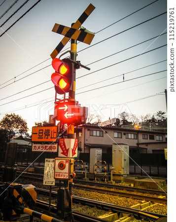 會有火車經過 會有火車經過 115219761