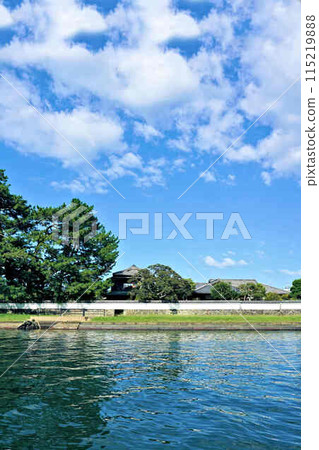 從城堡護城河看到萩城遺址 115219888
