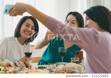 自拍 女生 女孩 115222603