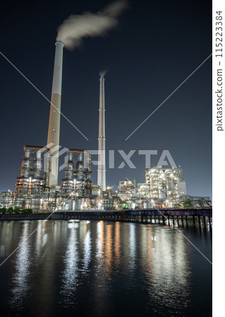 蜀南工廠黃昏夜景夜光 蜀南工廠黃昏夜景夜光 115223384