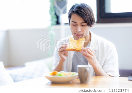 Men who eat bread 115223774