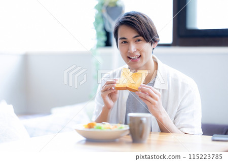 Men who eat bread 115223785