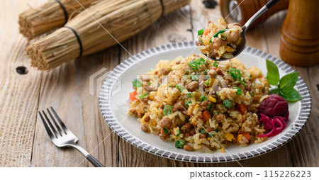 使用稻草納豆的納豆炒飯（可以享受納豆香氣的炒飯） 115226223