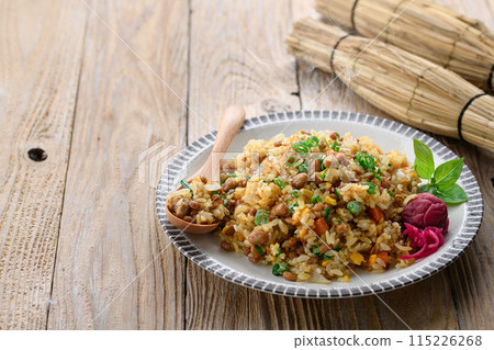 使用稻草納豆的納豆炒飯（可以享受納豆香氣的炒飯） 115226268