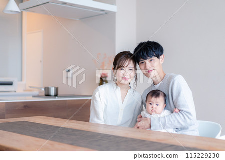 Image of a happy family with small children 115229230