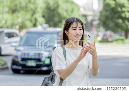 Smartphone app taxi ride sharing 115229505